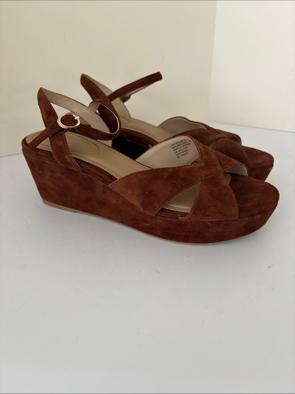 Giani Bernini Jayleen Platform Wedge Brown Suede Sandals 9 - Picture 13 of 16